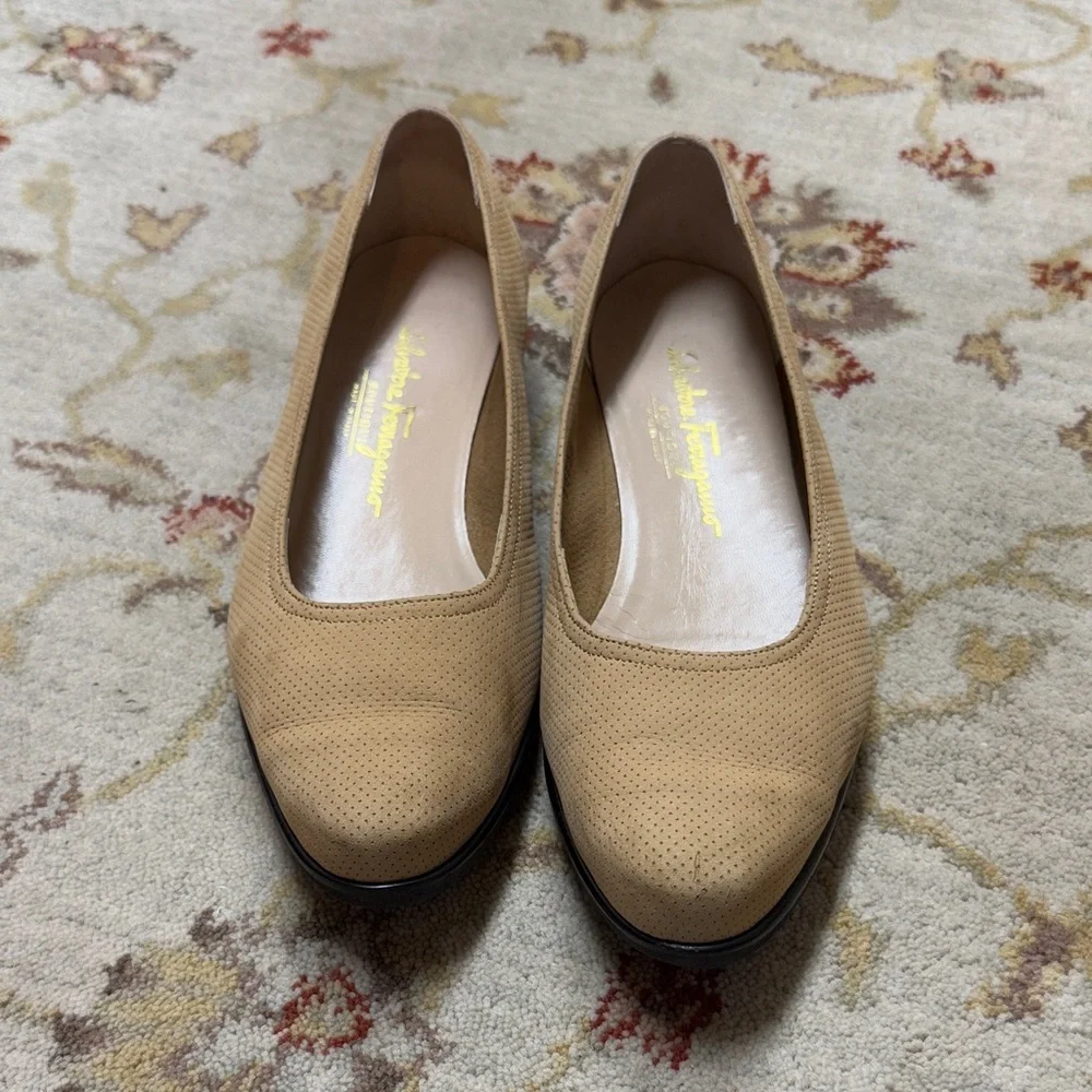 Salvatore Ferragamo Women's Beige Perforated Flats